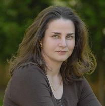 Amy Deardon Author Portrait